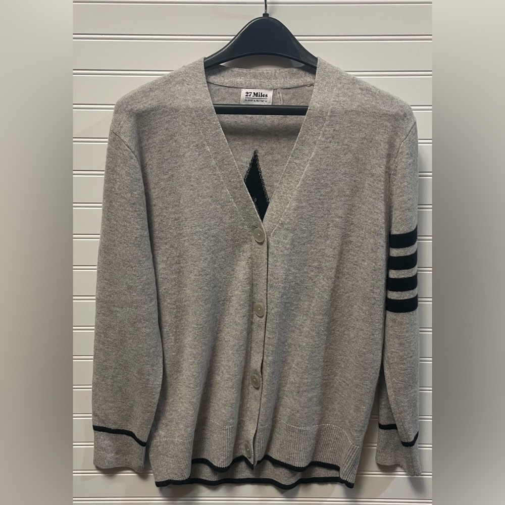 27 Miles 100% Cashmere Gray Sweater Cardigan Black Star Collegiate Preppy Small - Picture 2 of 6